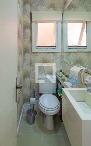 Casa de condomínio à venda com 102m², 3 quartos e 2 vagasBanheiro