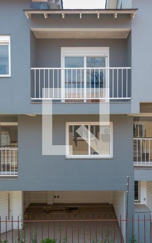 Casa de condomínio à venda com 102m², 3 quartos e 2 vagasVista