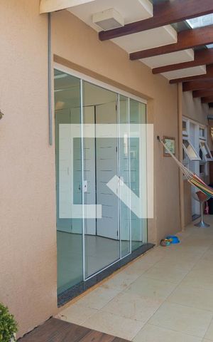 Casa de condomínio à venda com 102m², 3 quartos e 2 vagasÁrea comum