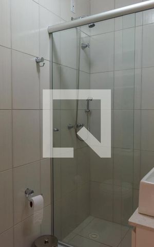 Casa de condomínio à venda com 102m², 3 quartos e 2 vagasBanheiro 2
