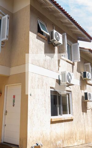 Casa de condomínio à venda com 102m², 3 quartos e 2 vagasÁrea comum