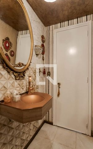 Apartamento à venda com 127m², 3 quartos e 2 vagas Apartamento à venda com 127m², 3 quartos e 2 vagasLavabo