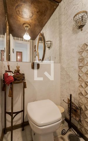 Apartamento à venda com 127m², 3 quartos e 2 vagas Apartamento à venda com 127m², 3 quartos e 2 vagasLavabo