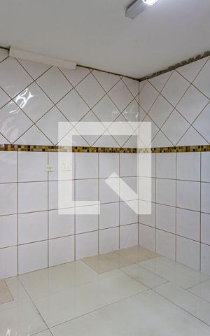 Casa à venda com 349m², 5 quartos e 5 vagas Casa à venda com 349m², 5 quartos e 5 vagasCozinha 2