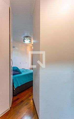 Casa à venda com 349m², 5 quartos e 5 vagas Casa à venda com 349m², 5 quartos e 5 vagasSuite 3