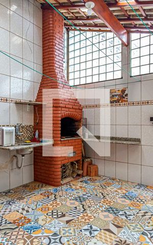 Casa à venda com 349m², 5 quartos e 5 vagas Casa à venda com 349m², 5 quartos e 5 vagasEspaço do Churrasco