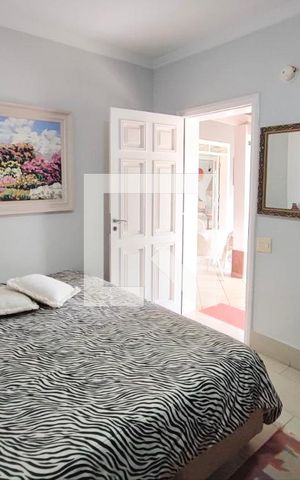 Casa de condomínio à venda com 480m², 5 quartos e 6 vagasQuarto suíte 1