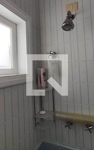 Casa de condomínio à venda com 480m², 5 quartos e 6 vagasBanheiro da suíte 4