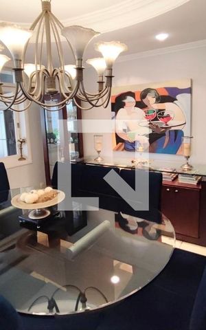 Casa de condomínio à venda com 480m², 5 quartos e 6 vagasSala de Jantar