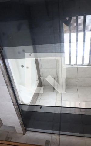 Casa para alugar com 380m², 4 quartos e 2 vagasSuíte 2