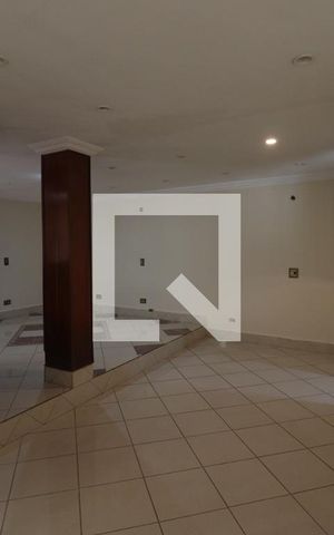 Casa para alugar com 380m², 4 quartos e 2 vagasSala 