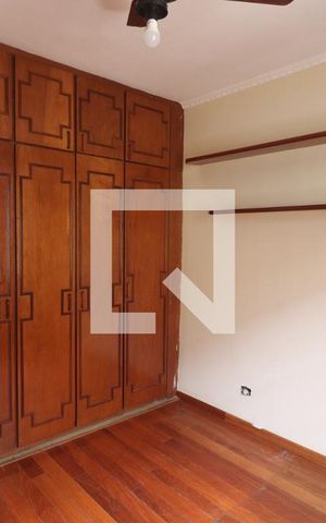 Casa para alugar com 380m², 4 quartos e 2 vagasQuarto 2 