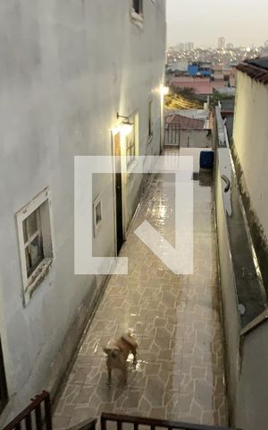 Casa à venda com 169m², 3 quartos e 2 vagas Casa à venda com 169m², 3 quartos e 2 vagasQuintal