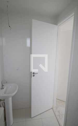 Apartamento para alugar com 24m², 1 quarto e sem vaga Apartamento para alugar com 24m², 1 quarto e sem vagaBanheiro da Suíte