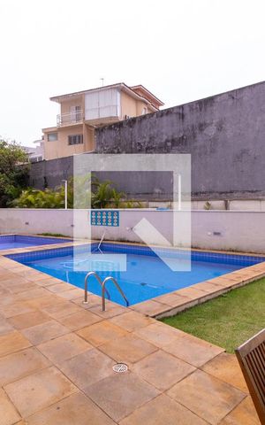 Apartamento à venda com 54m², 2 quartos e 1 vaga Apartamento à venda com 54m², 2 quartos e 1 vagaÁrea comum - Piscina
