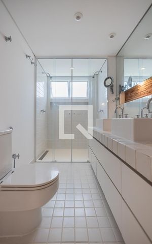 Apartamento à venda com 186m², 2 quartos e 1 vagaBanheiro da Suíte 2