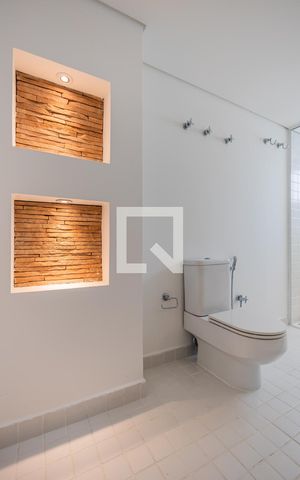 Apartamento à venda com 186m², 2 quartos e 1 vagaBanheiro da Suíte 2