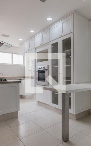 Apartamento à venda com 186m², 2 quartos e 1 vagaCozinha