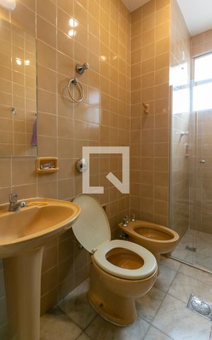 Apartamento à venda com 150m², 2 quartos e 1 vaga Apartamento à venda com 150m², 2 quartos e 1 vagaBanheiro