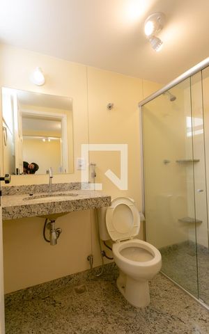 Apartamento à venda com 150m², 2 quartos e 1 vaga Apartamento à venda com 150m², 2 quartos e 1 vagaBanheiro 2