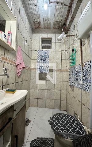 Casa à venda com 140m², 4 quartos e 2 vagasBanheiro 