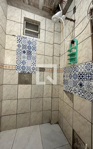 Casa à venda com 140m², 4 quartos e 2 vagasBanheiro 