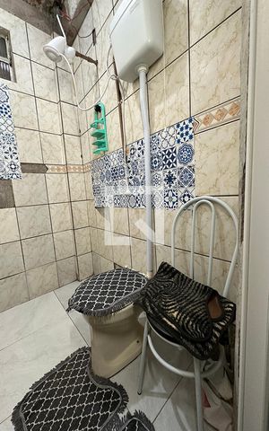 Casa à venda com 140m², 4 quartos e 2 vagasBanheiro 