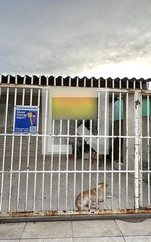 Casa à venda com 140m², 4 quartos e 2 vagasFachada