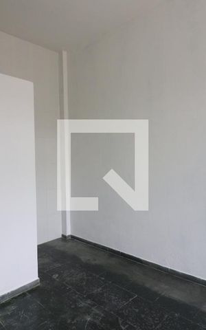 Casa para alugar com 26m², 1 quarto e sem vagaQuarto