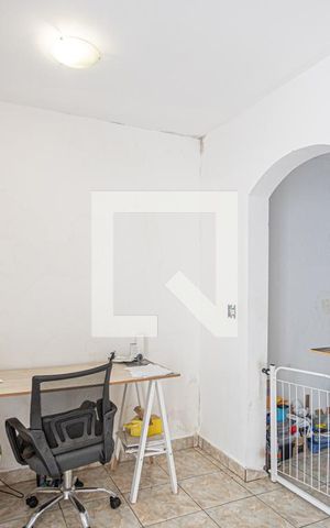 Casa para alugar com 350m², 5 quartos e 6 vagasEscritório