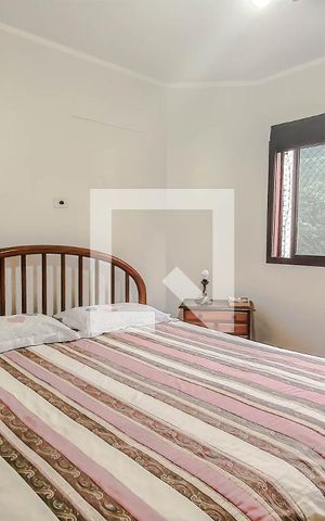 Apartamento para alugar com 276m², 4 quartos e 2 vagas Apartamento para alugar com 276m², 4 quartos e 2 vagasQuarto 3 - Suíte