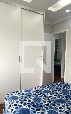 Apartamento para alugar com 70m², 3 quartos e 1 vagasuíte