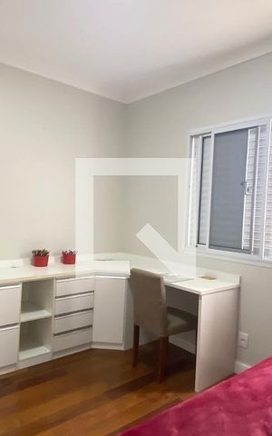 Apartamento para alugar com 70m², 3 quartos e 1 vagaQuarto 2