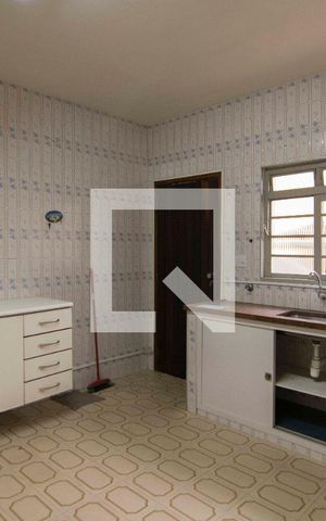 Casa para alugar com 232m², 2 quartos e 3 vagasCozinha