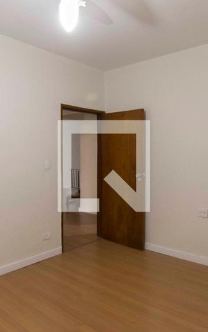 Casa para alugar com 232m², 2 quartos e 3 vagasQuarto