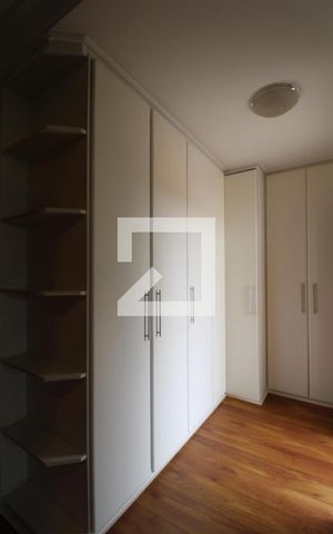 Casa à venda com 411m², 4 quartos e 5 vagasQuarto 3 (suíte)
