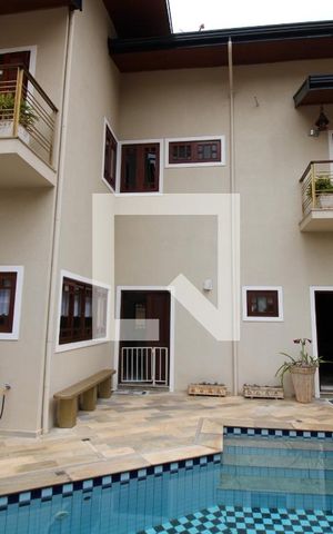 Casa à venda com 411m², 4 quartos e 5 vagasQuintal