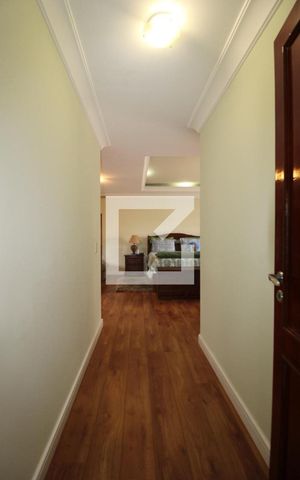 Casa à venda com 411m², 4 quartos e 5 vagasQuarto 4 (suíte master)