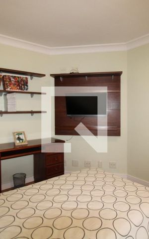 Casa à venda com 411m², 4 quartos e 5 vagasQuarto 3 (suíte)