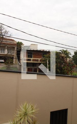 Casa à venda com 411m², 4 quartos e 5 vagasQuarto 1 (suíte) - Vista
