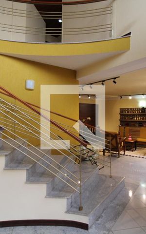 Casa à venda com 411m², 4 quartos e 5 vagasSala de estar