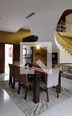 Casa à venda com 411m², 4 quartos e 5 vagasSala de Jantar