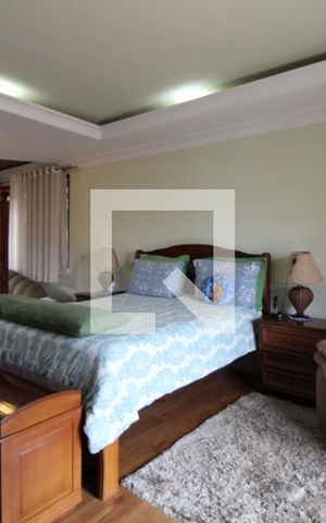 Casa à venda com 411m², 4 quartos e 5 vagasQuarto 4 (suíte master)