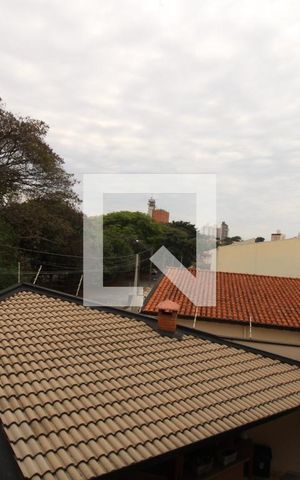 Casa à venda com 411m², 4 quartos e 5 vagasQuarto 4 (suíte master) - Vista da Sacada