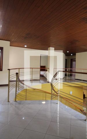 Casa à venda com 411m², 4 quartos e 5 vagasHall dos quartos
