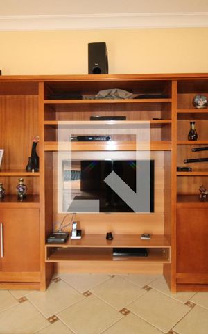 Casa à venda com 411m², 4 quartos e 5 vagasSala de TV