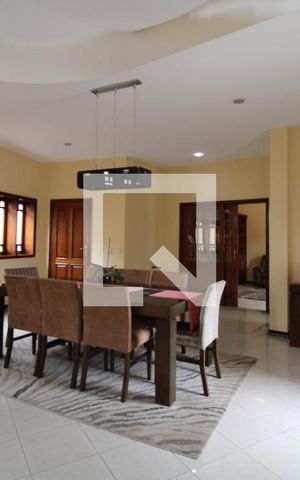 Casa à venda com 411m², 4 quartos e 5 vagasSala de Jantar