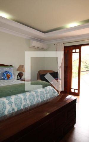 Casa à venda com 411m², 4 quartos e 5 vagasQuarto 4 (suíte master)