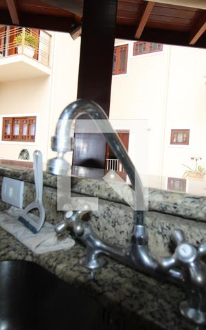 Casa à venda com 411m², 4 quartos e 5 vagasQuintal