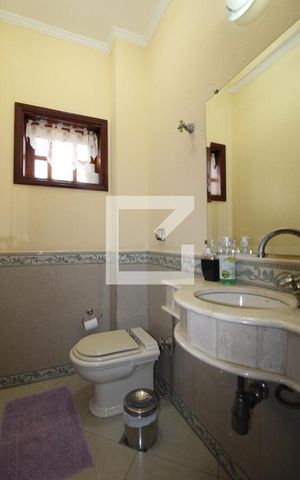 Casa à venda com 411m², 4 quartos e 5 vagasLavabo
